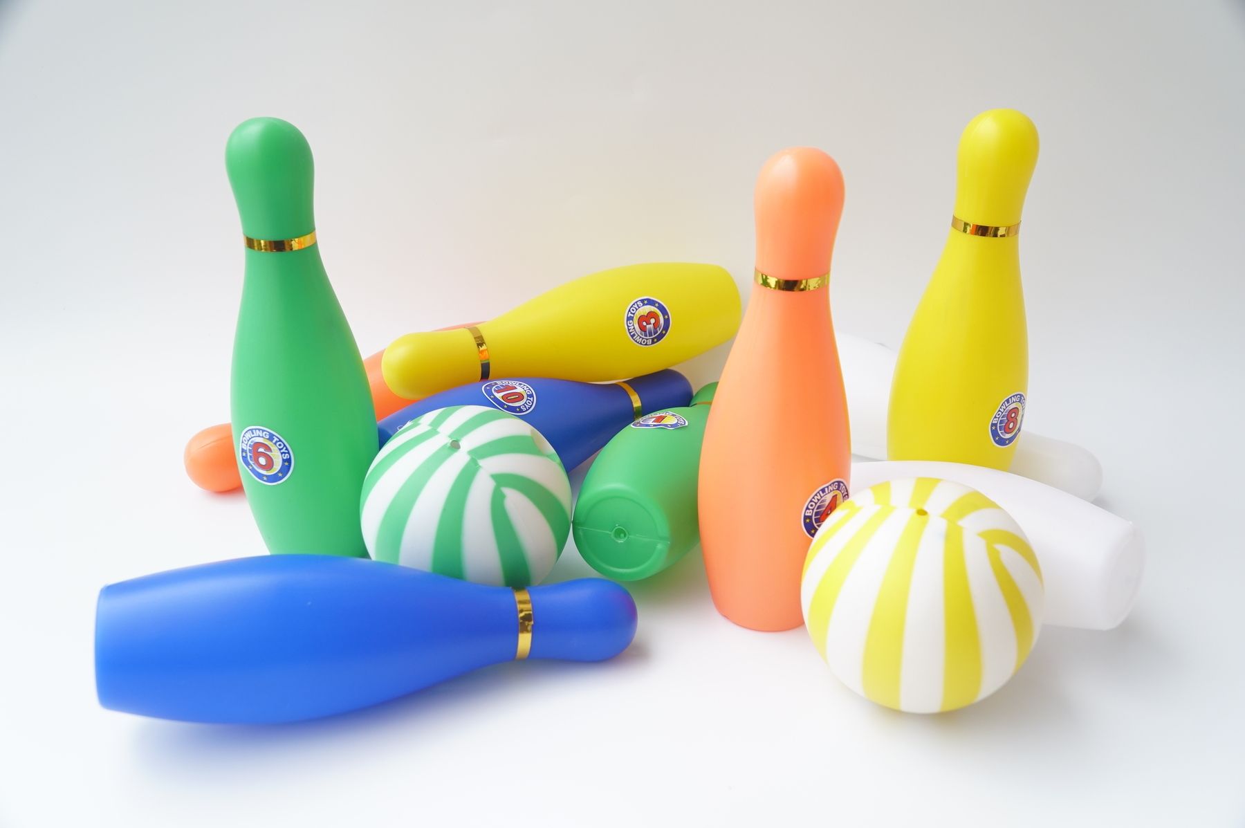  Đồ chơi ném Bowling cho bé, bộ đồ chơi ném bóng Bowling loại xịn - Cỡ lớn cao 22cm 