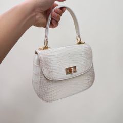 Túi da cá sấu Bạch tạng. Thiết kế Nắp bầu siêu dễ thương!