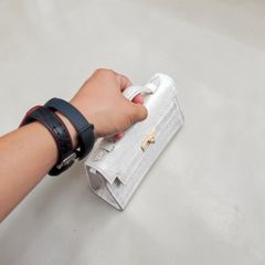 Túi nữ Size nhỏ kiêm cầm tay Da bụng cá sấu Bạch tạng!