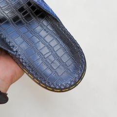 Dép Doctor xỏ ngón. Da cá sấu xanh Navy không đụng hàng!