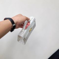 Túi nữ mini cầm tay có dây đeo. Da bụng cá sấu Himalaya!