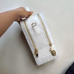 Cặp nam da cá sấu bạch tạng hình hộp có Khóa Số bảo mật. Size tầm trung dễ dùng!