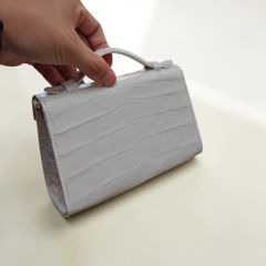 Túi nữ Size nhỏ kiêm cầm tay Da bụng cá sấu Bạch tạng!