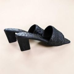 Dép Nữ gót cao 5cm vừa vặn. Da bắp chân cá sấu gai nổi nhẹ!