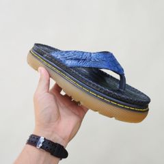 Dép Doctor xỏ ngón. Da cá sấu xanh Navy không đụng hàng!