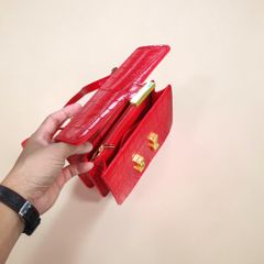 Túi đeo vai Nữ da bụng cá sấu đỏ Nổi bật. Thiết kế thương hiệu!