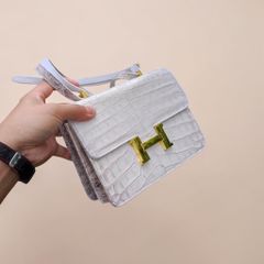 Túi nữ thiết kế Thương hiệu. Da bụng cá sấu bạch tạng đẹp giá trị!