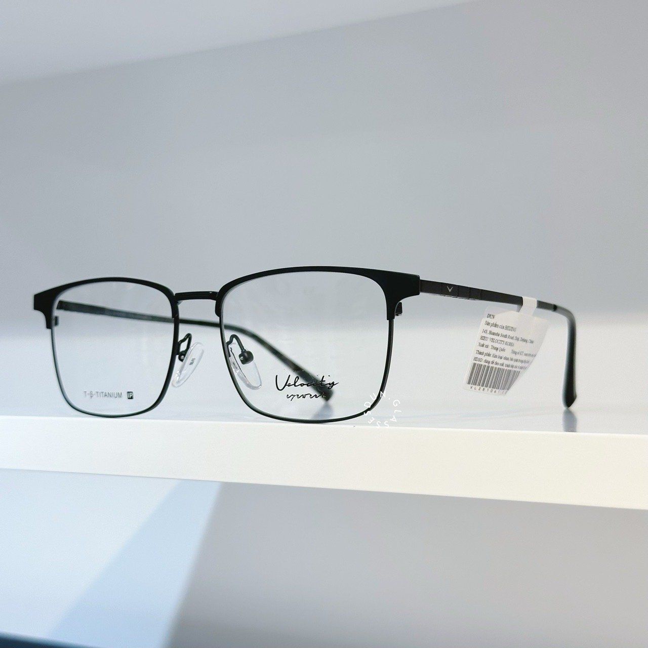  Mắt kính titanium Velocity VL 281061 