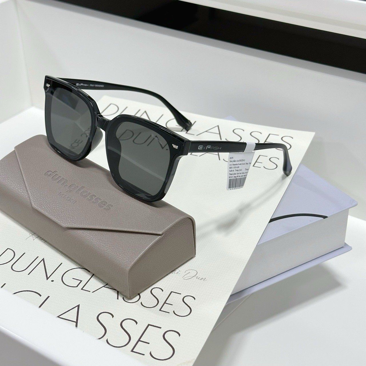  Kính mát Exfash EF231017 