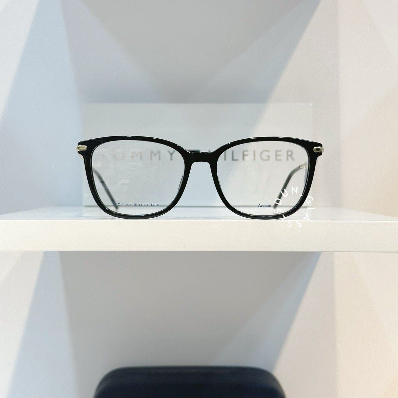  Mắt kính Tommy Hilfiger TH 1708 