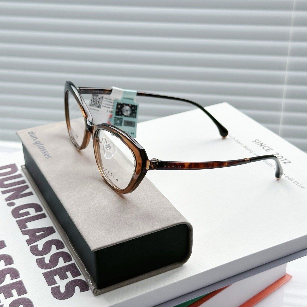  Mắt kính Parim 84062 