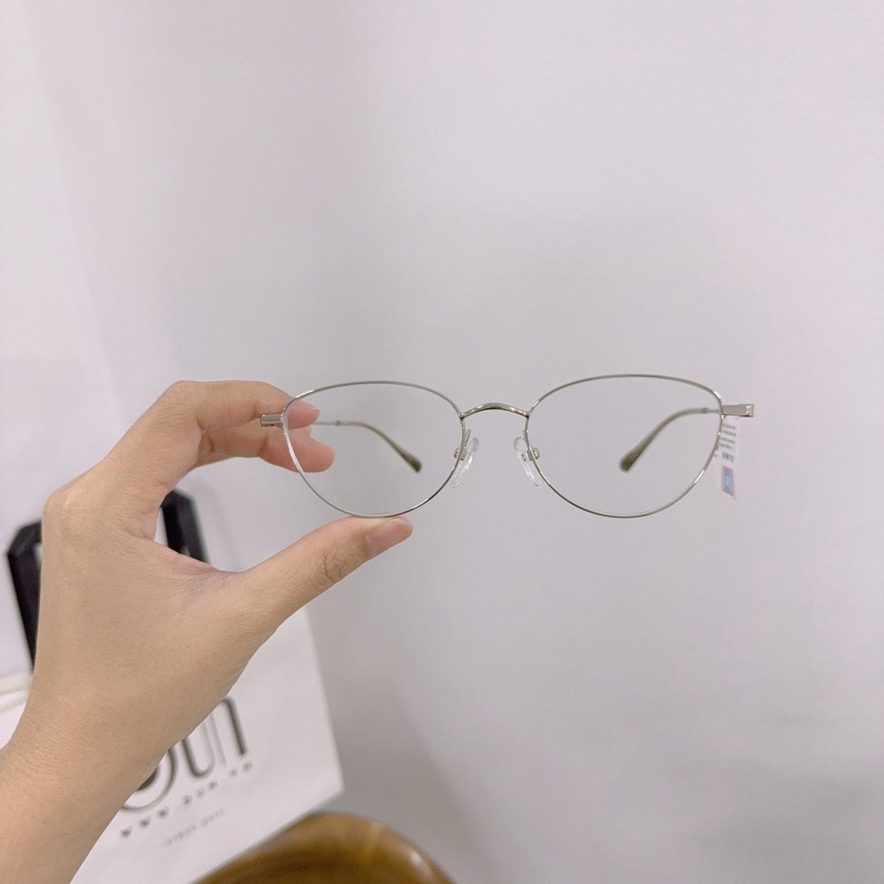  Kính kim loại mắt mèo Velocity VL 23588 