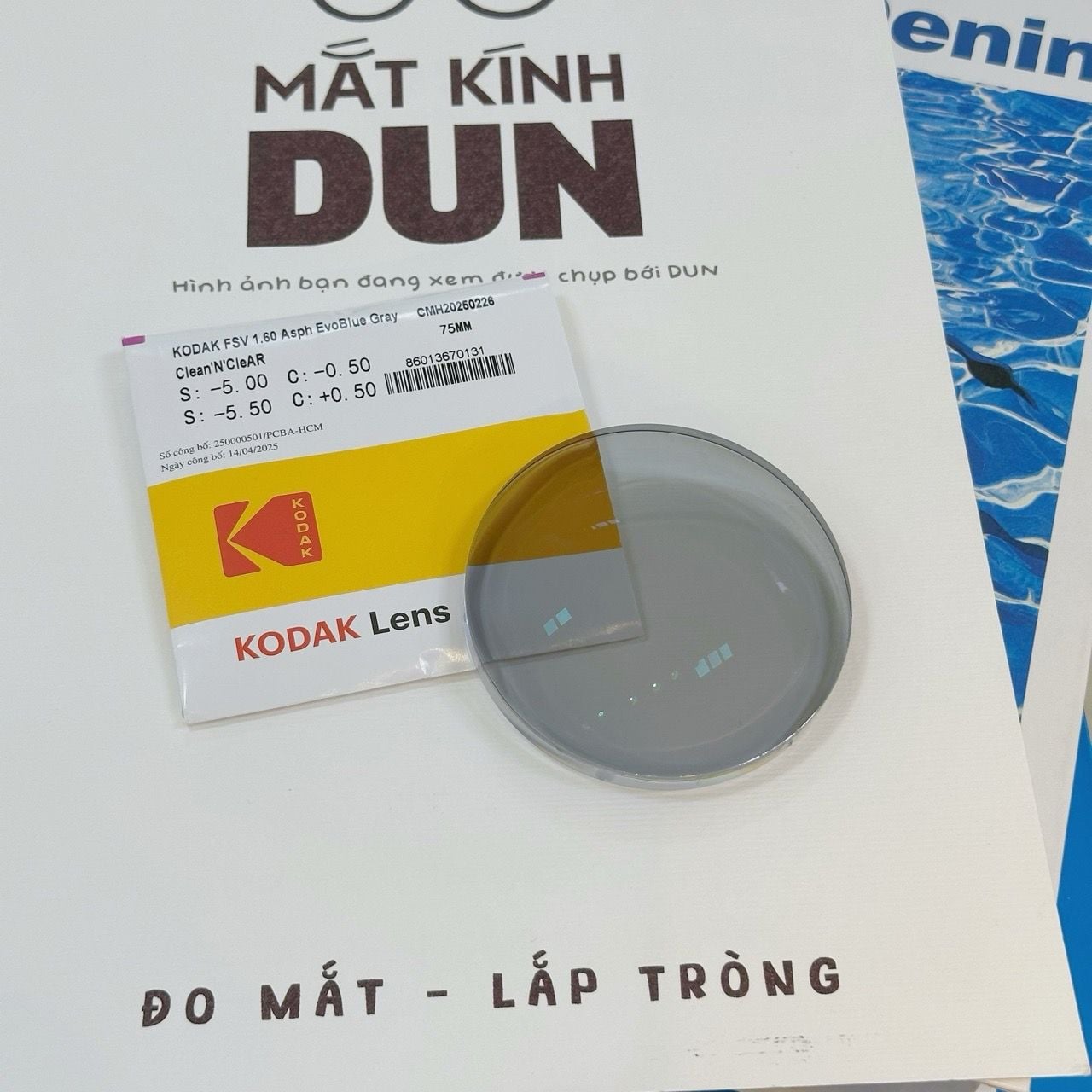  Tròng đổi màu Kodak - Mỹ 