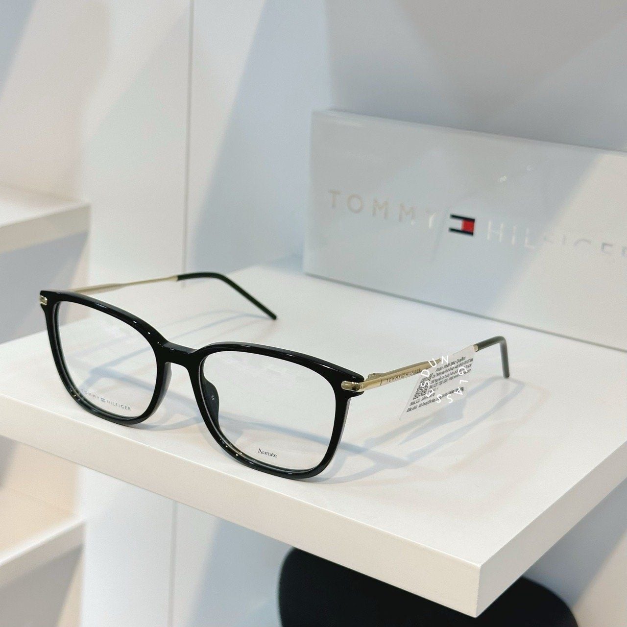  Mắt kính Tommy Hilfiger TH 1708 