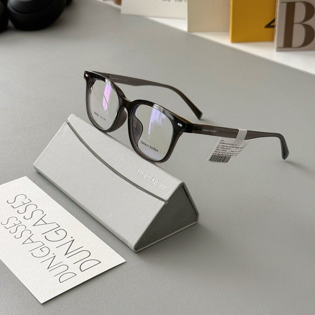  Mắt kính Helen Keller H 80005 
