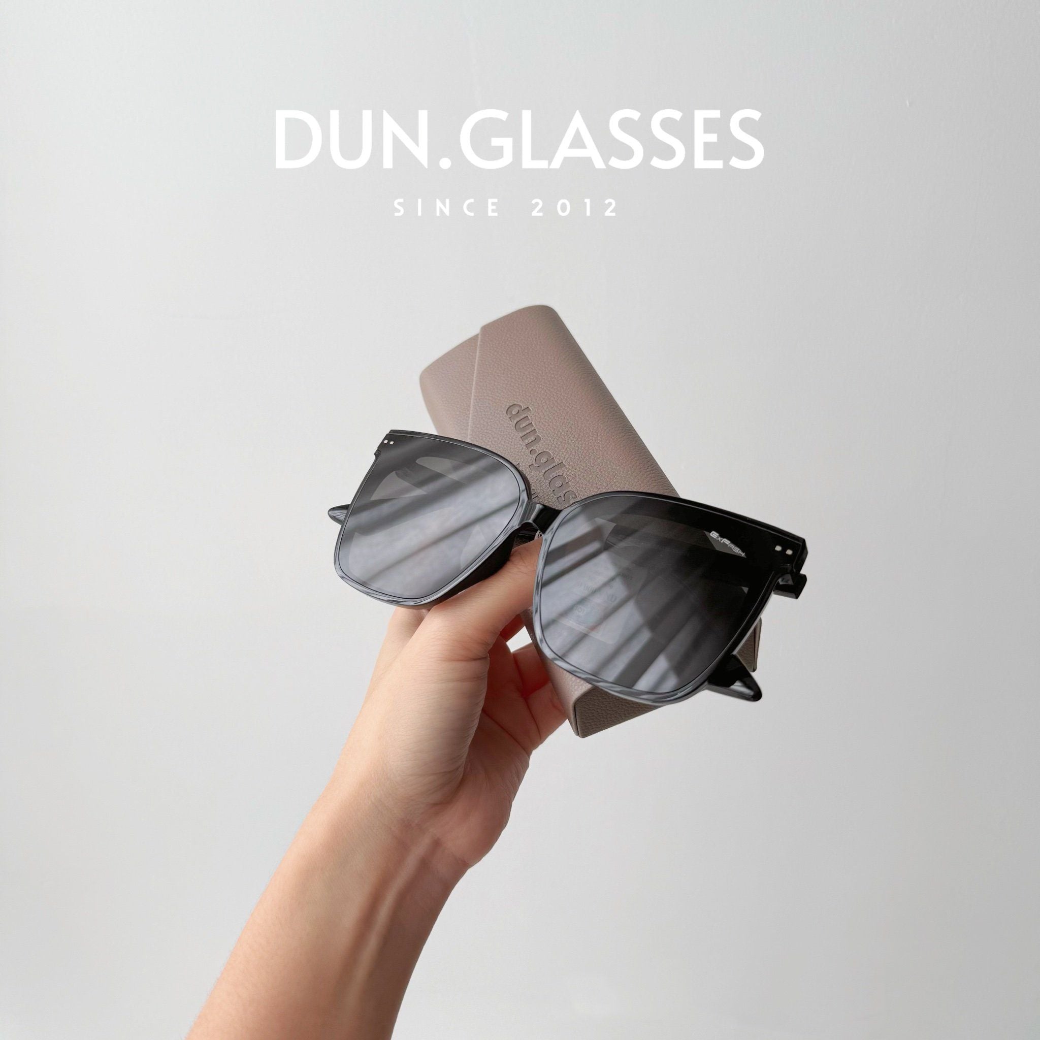  Kính mát Exfash EF 23107 