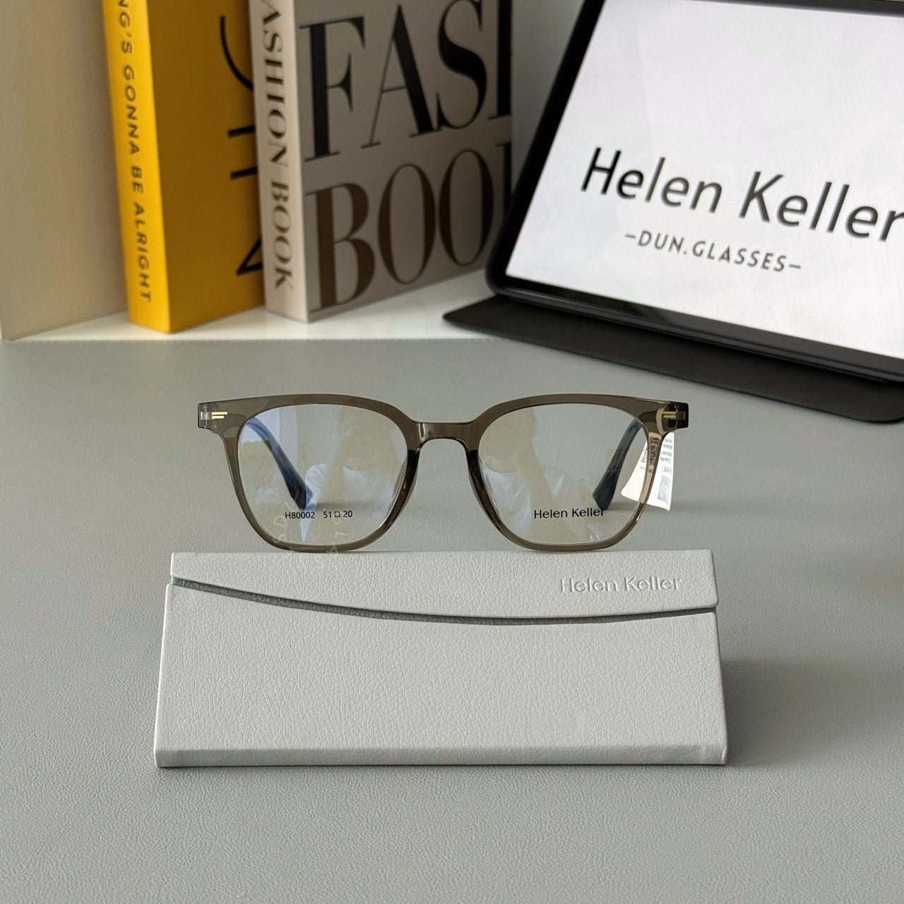  Mắt kính Helen Keller H 80002 
