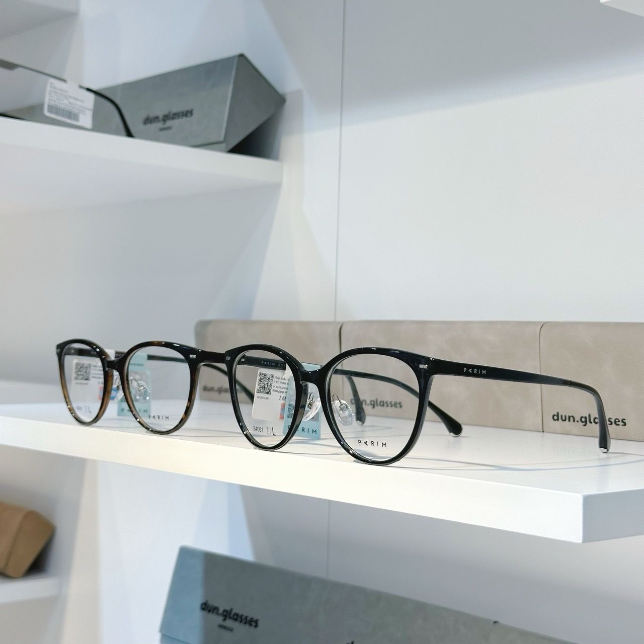  Mắt kính Parim 84061 