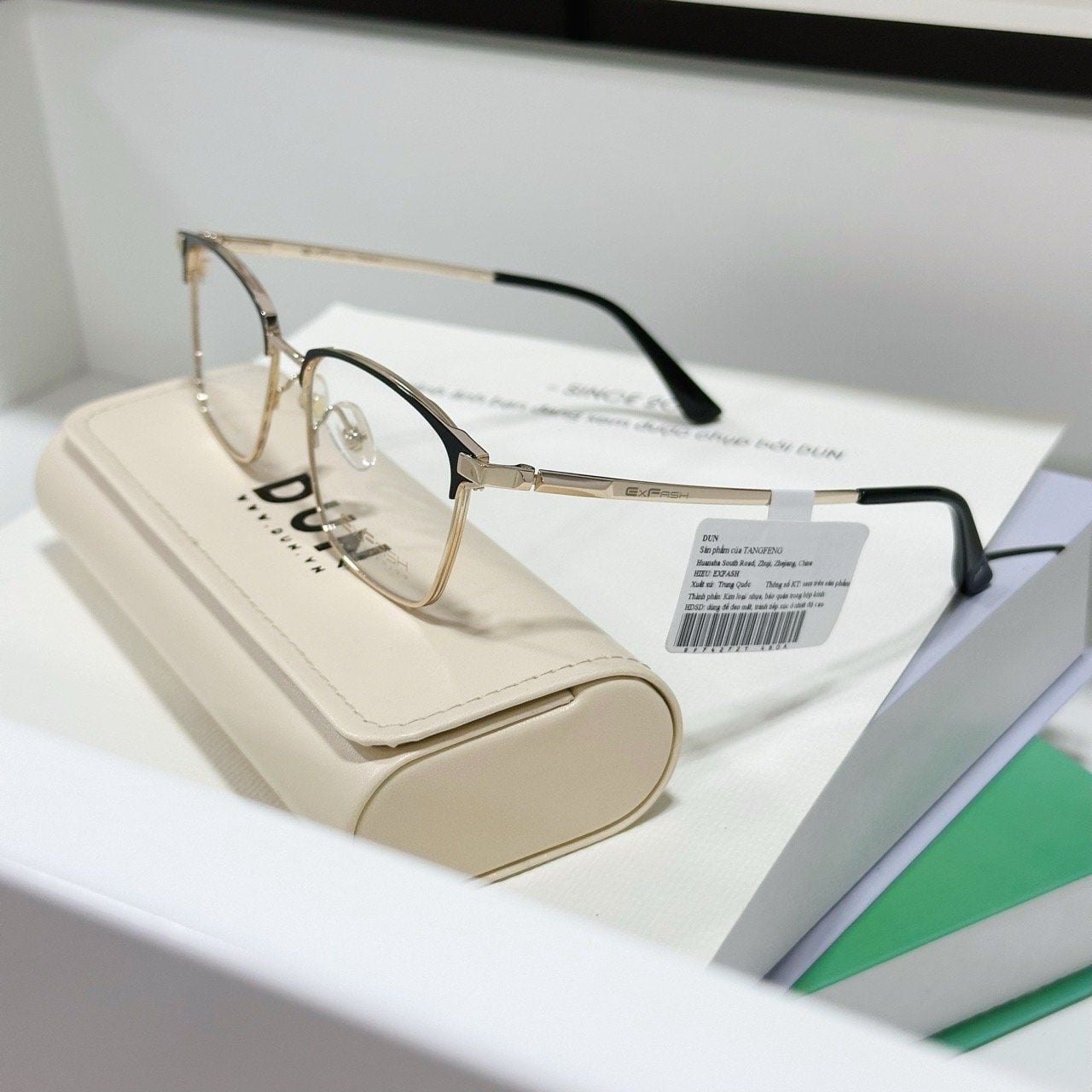  Mắt kính Exfash EF 74272 