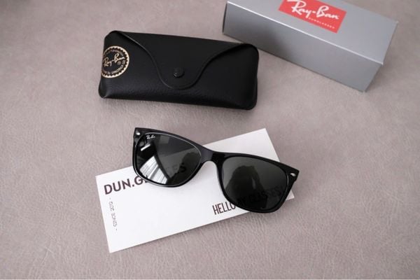  Kính mát RayBan NEW WAYFARER 0RB 2132F 901 