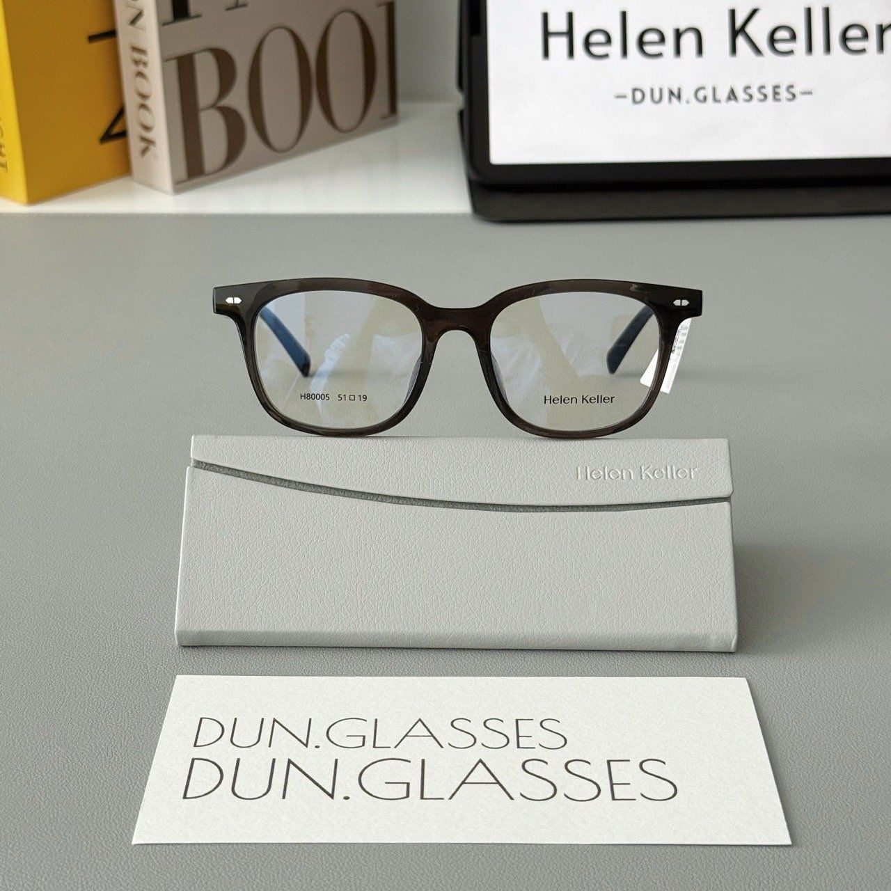  Mắt kính Helen Keller H 80005 