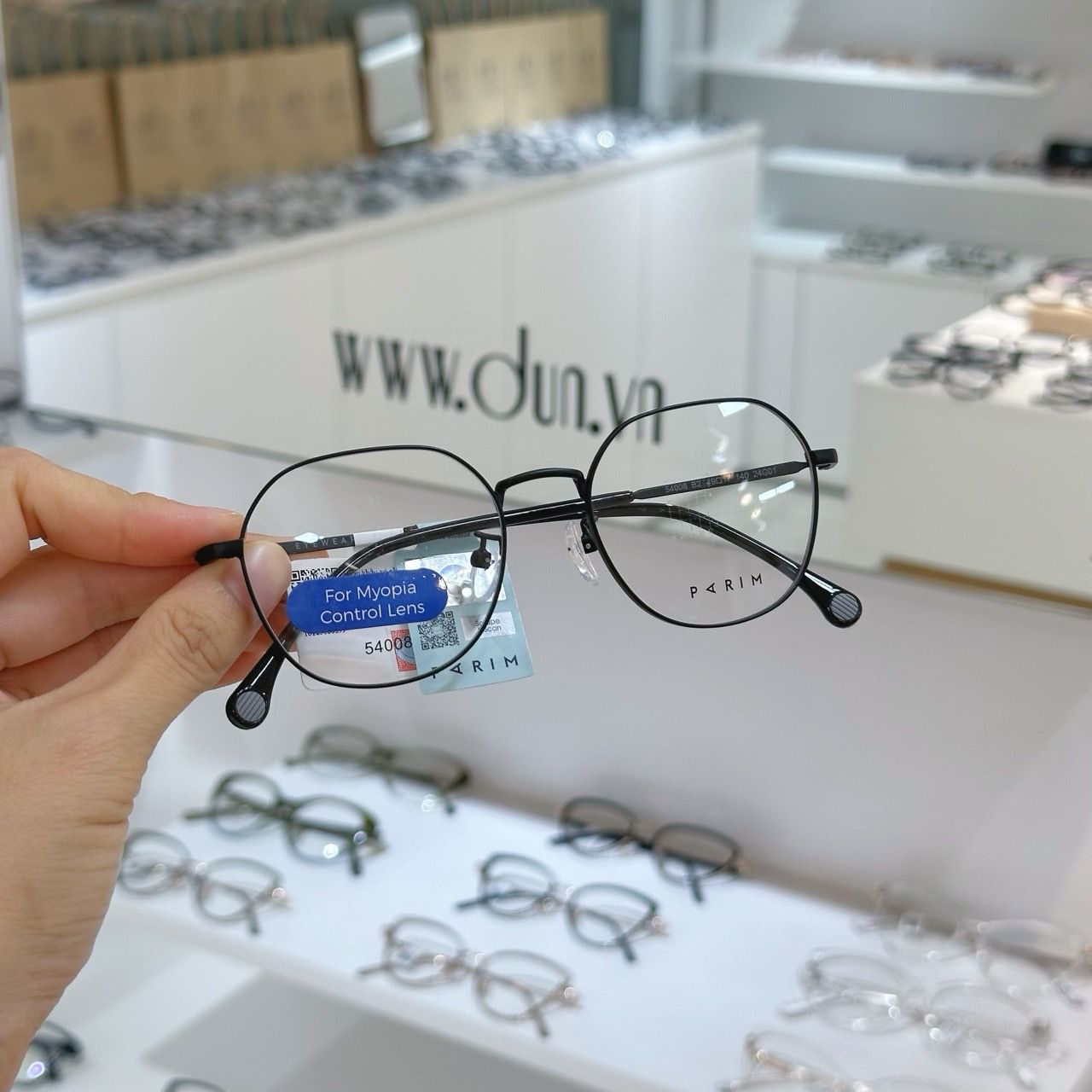  Mắt kính Parim 54008 