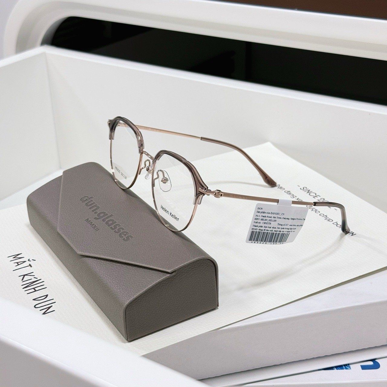  Mắt kính Helen Keller H 83025 