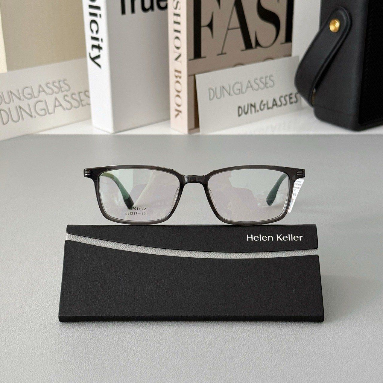  Mắt kính Helen Keller H 87014 