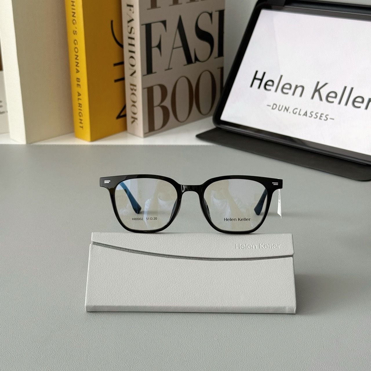  Mắt kính Helen Keller H 80002 