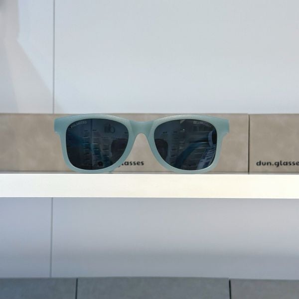  Kính mát trẻ em EF 44744 