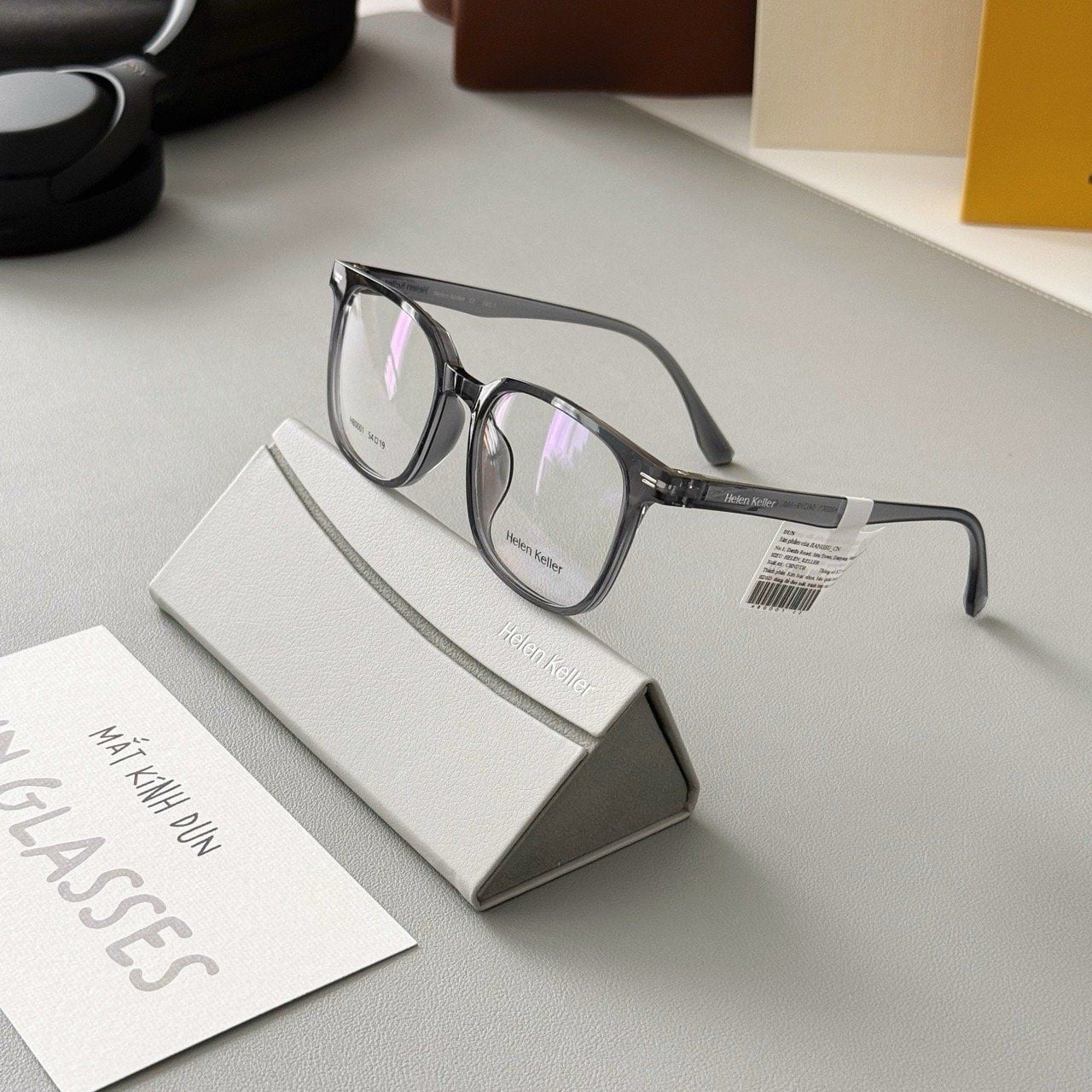  Mắt kính Helen Keller H 80001 