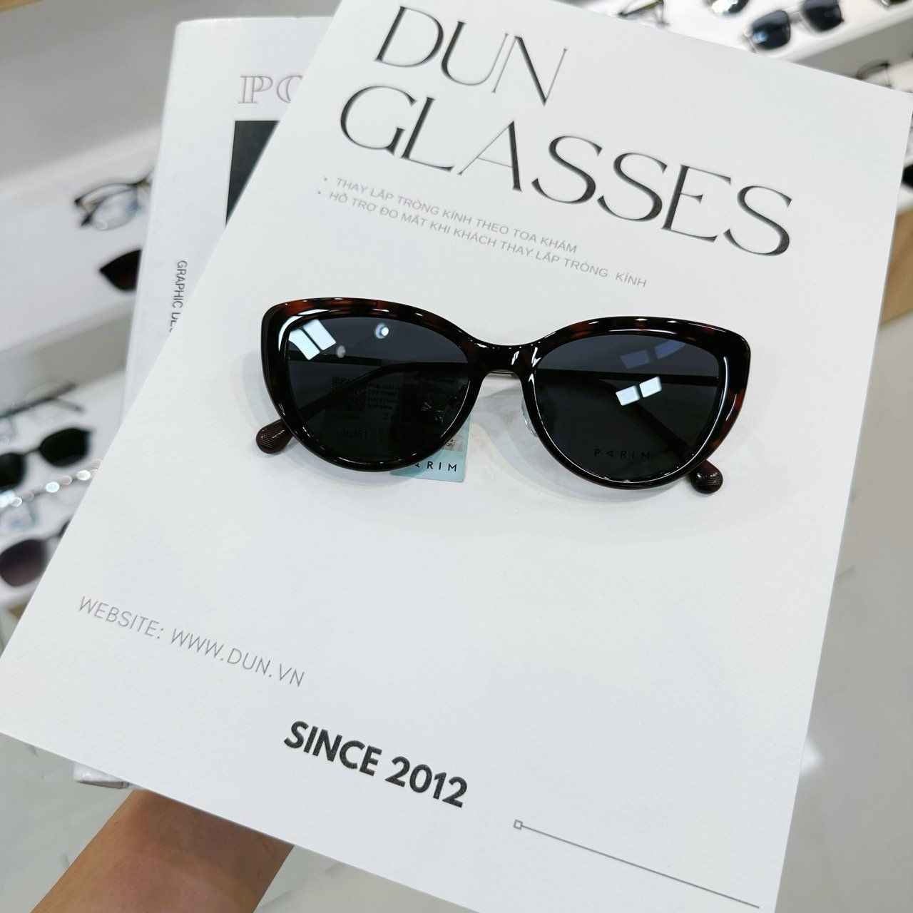  Mắt kính Clip On Parim 96051 