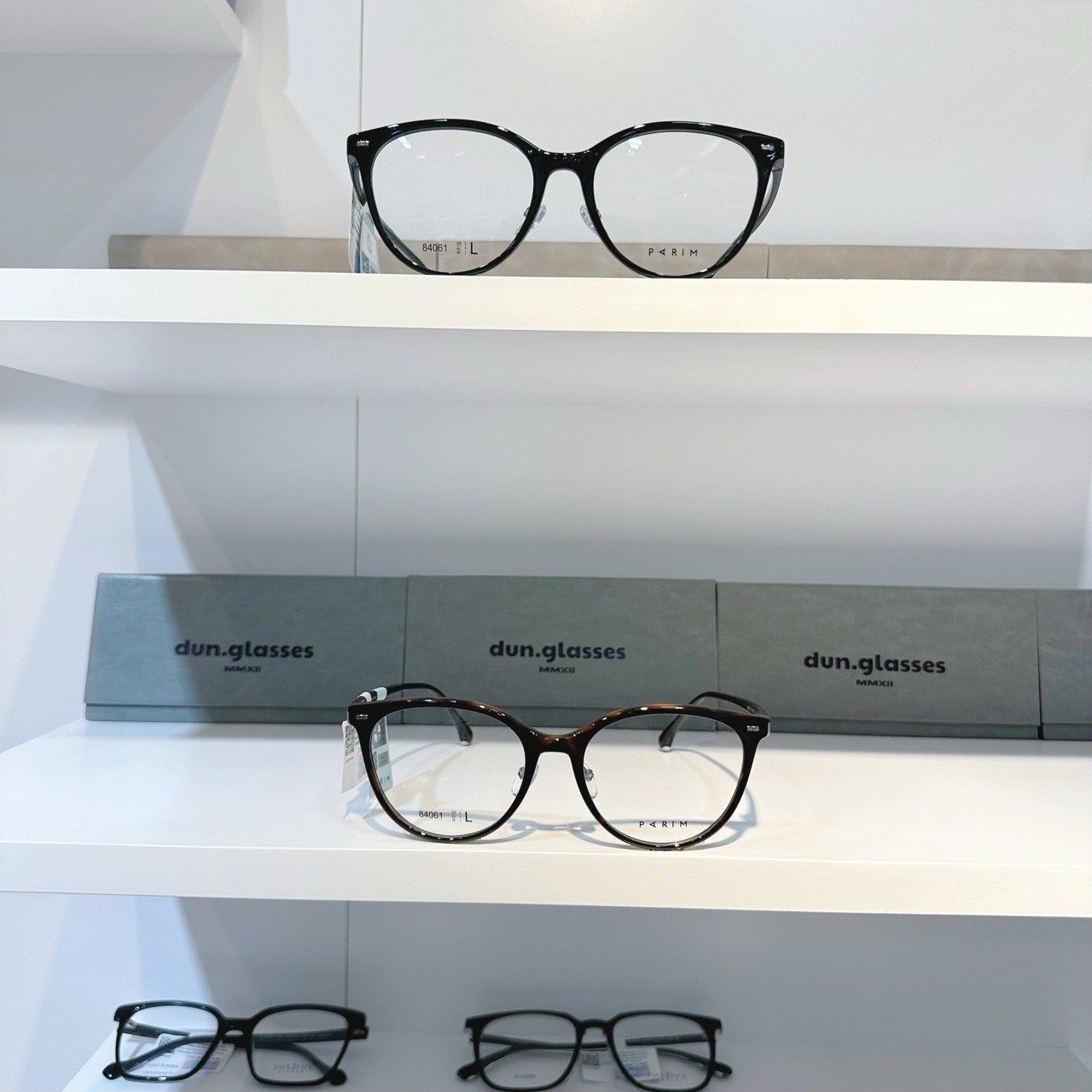  Mắt kính Parim 84061 