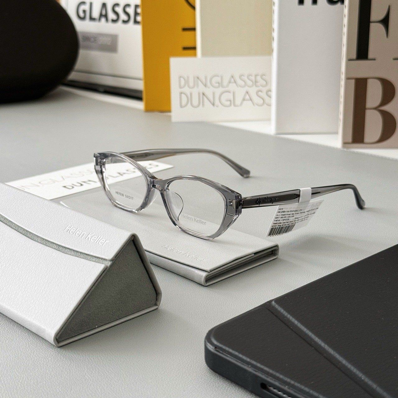  Mắt kính Helen Keller H 87030 