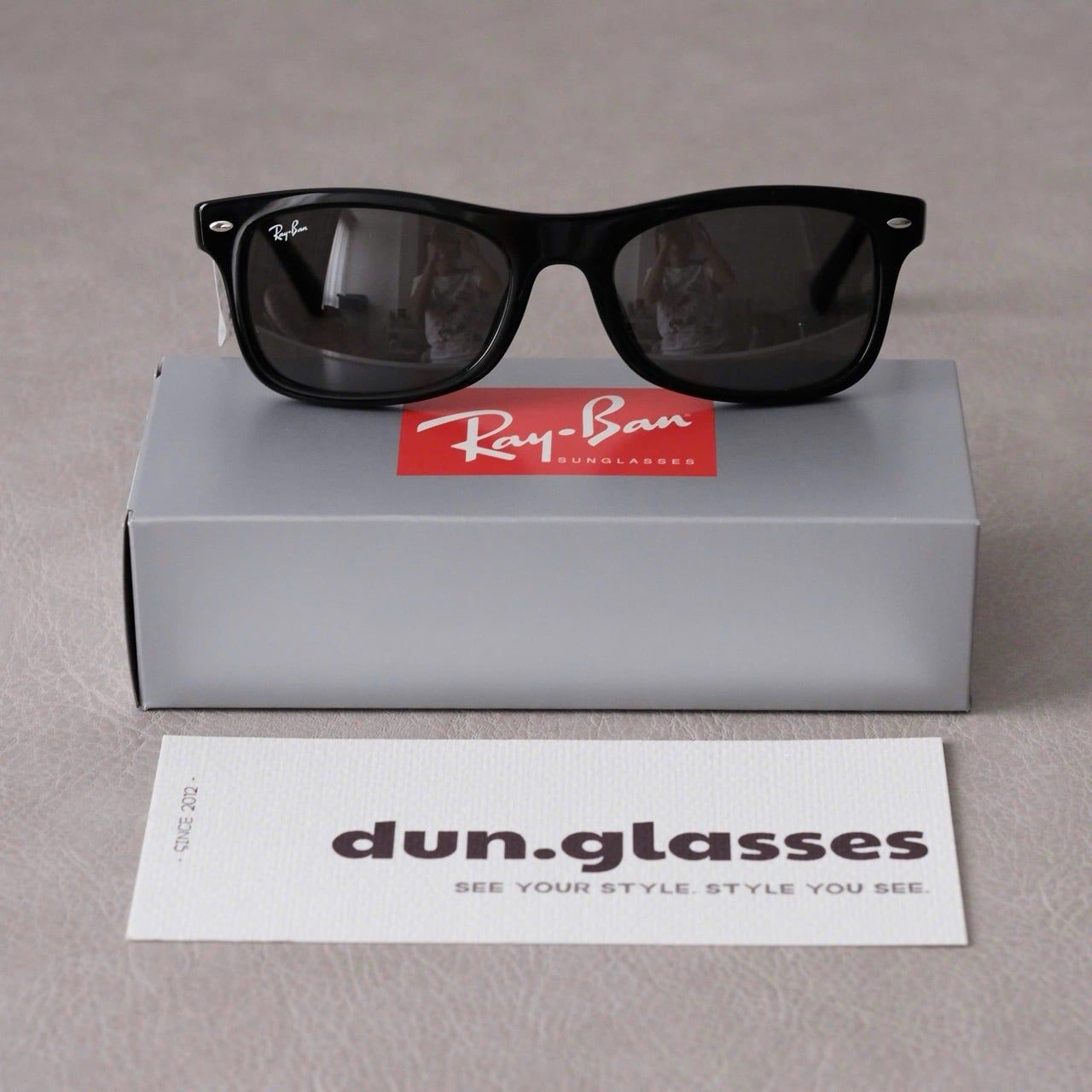  Kính mát Ray-Ban RB 2226 