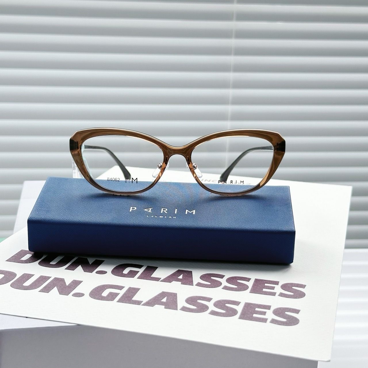  Mắt kính Parim 84062 