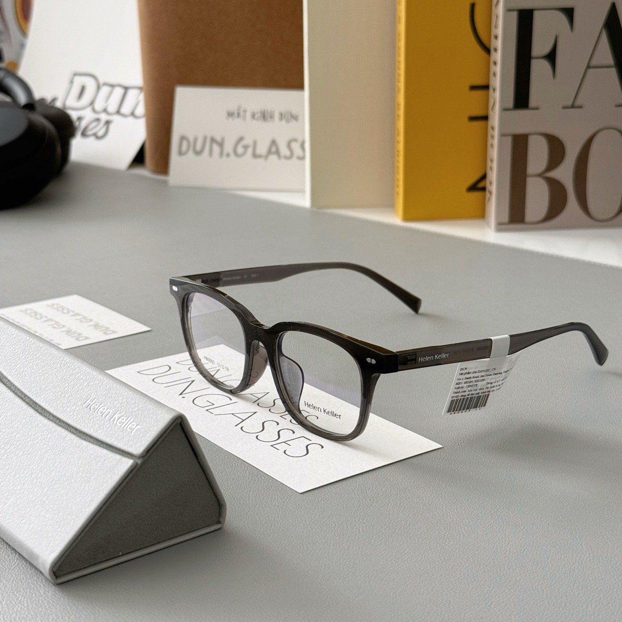  Mắt kính Helen Keller H 80005 