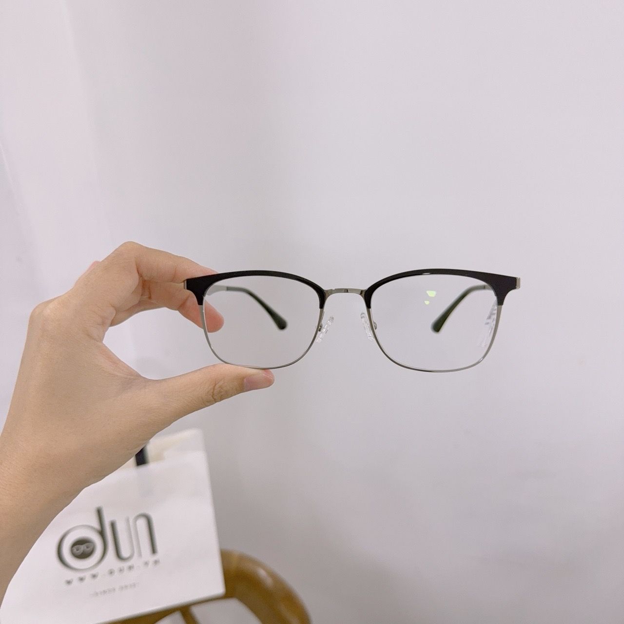  Mắt kính Velocity VL 281068 