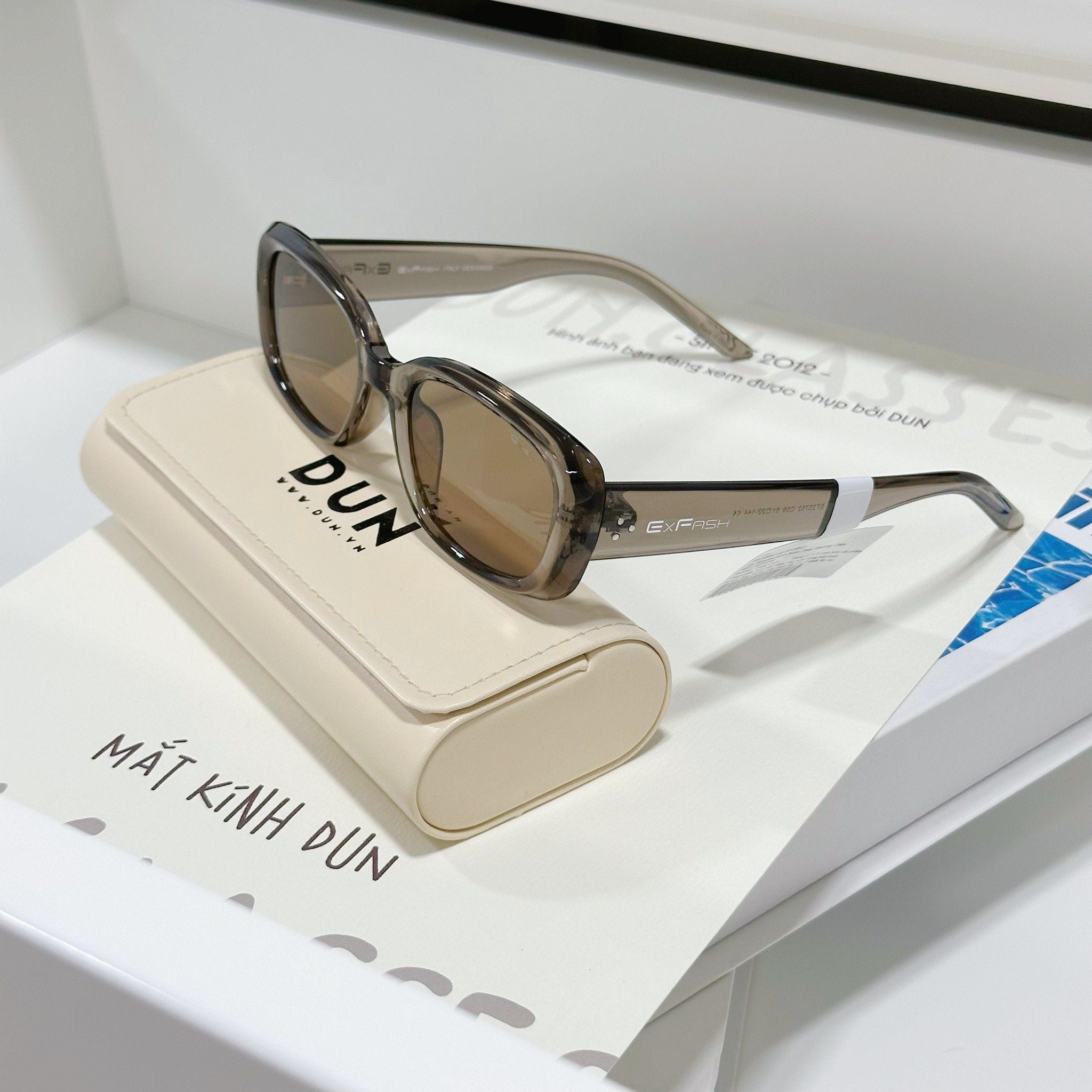  Kính mát Exfash EF 25752 