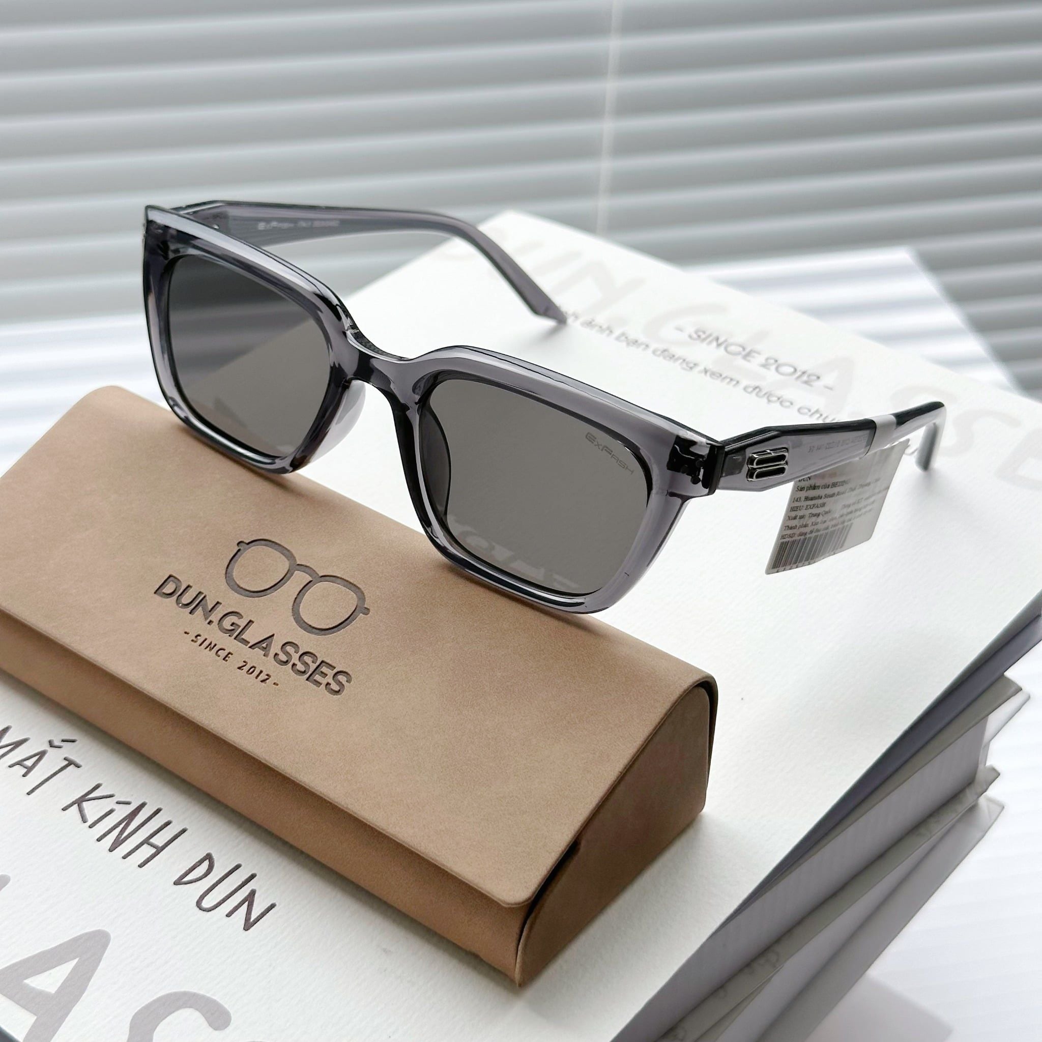  Kính mát Exfash EF 25754 