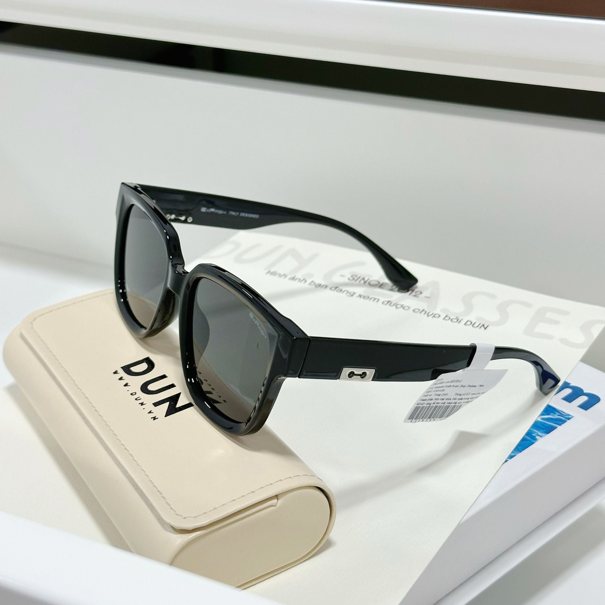  Kính mát Exfash EF 25755 