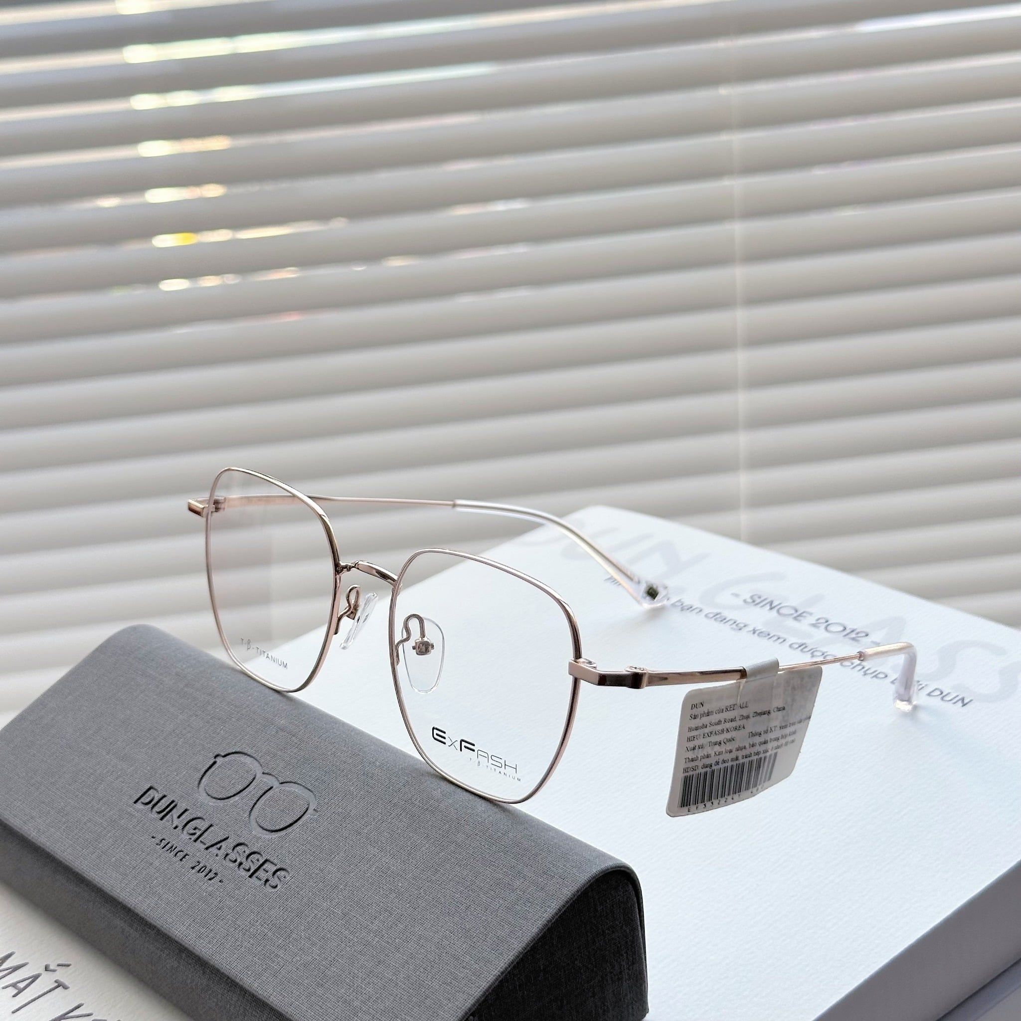  Mắt kính beta titanium Exfash EF 33224 