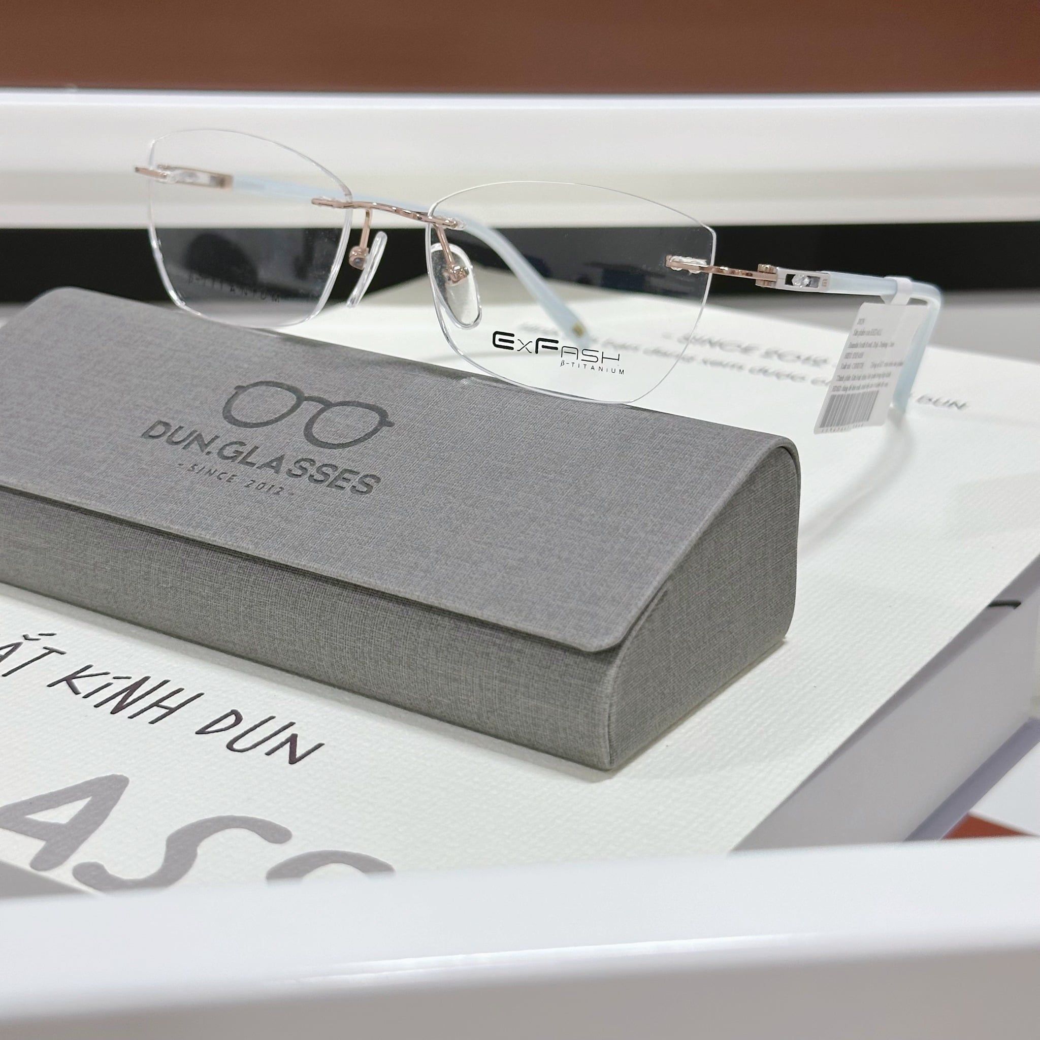  Mắt kính beta titanium Exfash EF 34264 