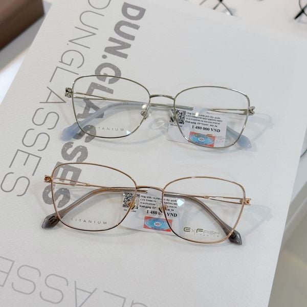  Mắt kính titanium Exfash EF 75260 