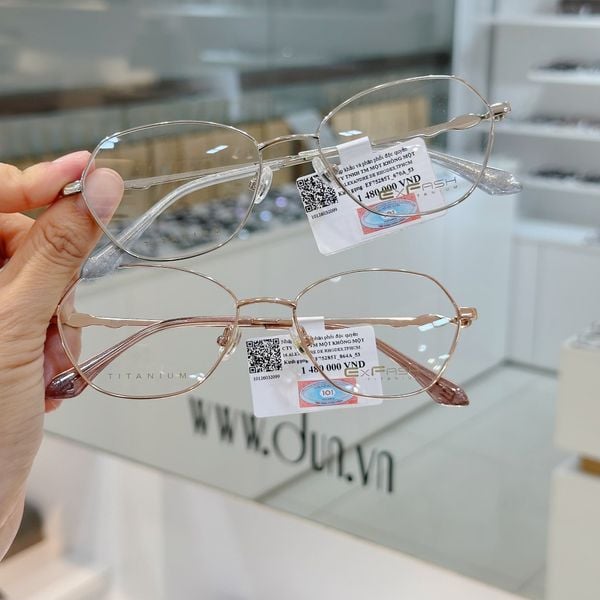  Mắt kính titanium Exfash EF 75285 