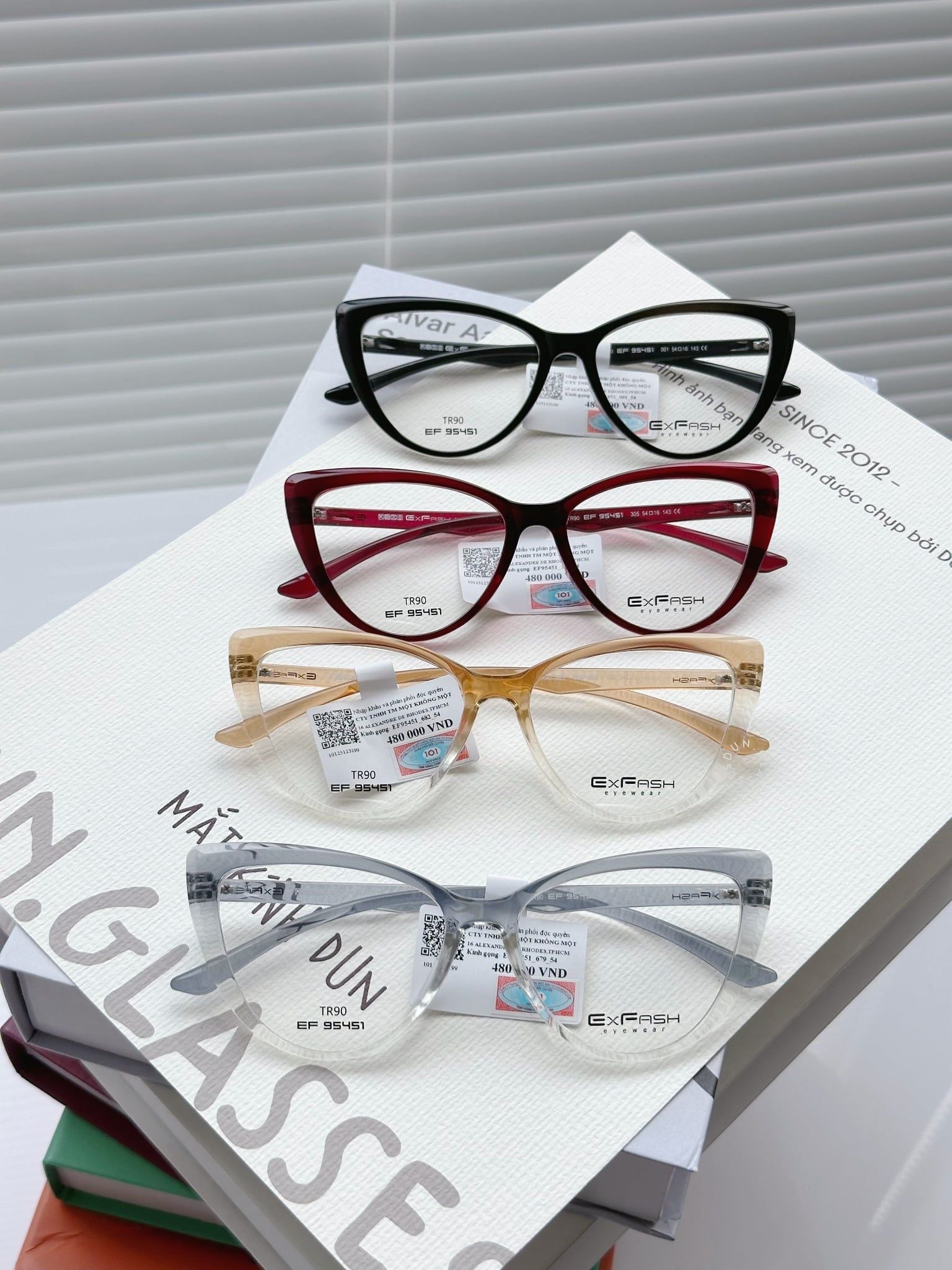  Mắt kính mắt mèo Exfash EF 95451 