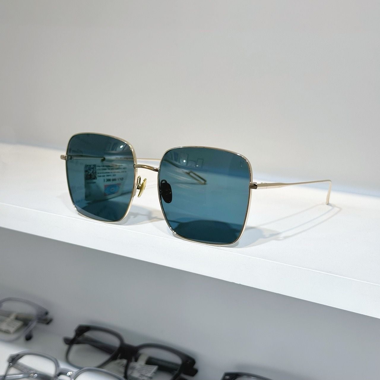  Kính mát Helen Keller H 8955 