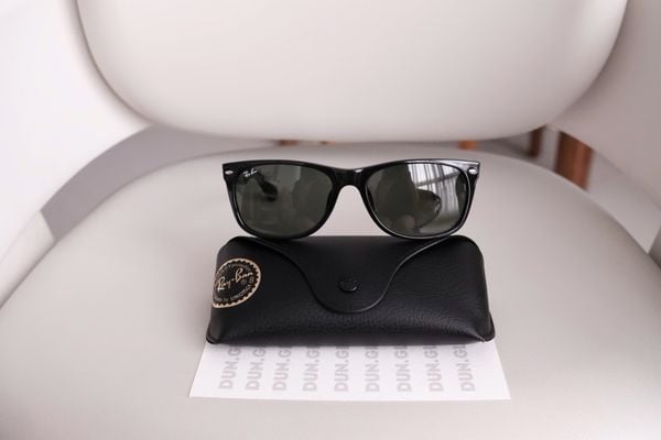  Kính mát RayBan NEW WAYFARER 0RB 2132F 901 