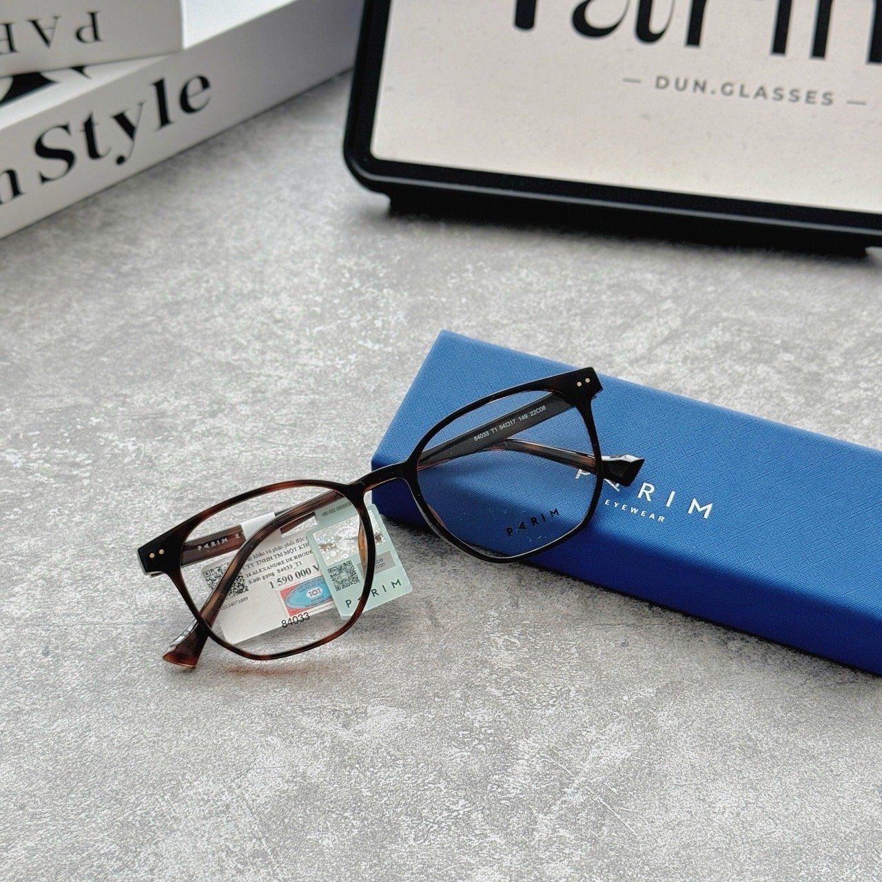  Mắt kính Parim 84033 