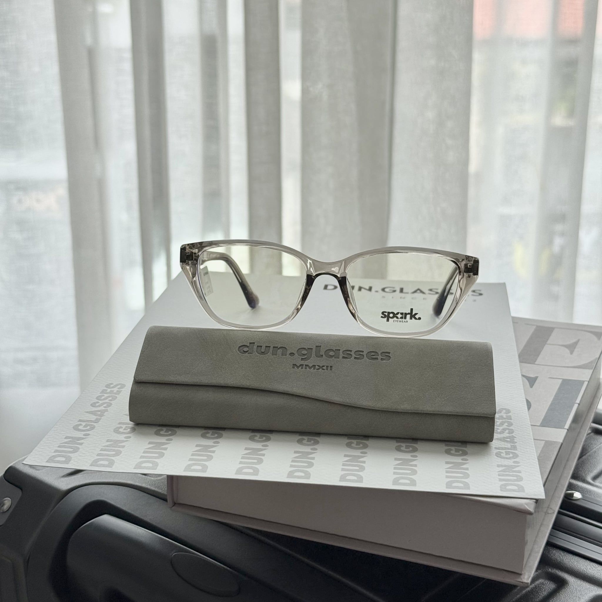  Kính mắt mèo G4145 